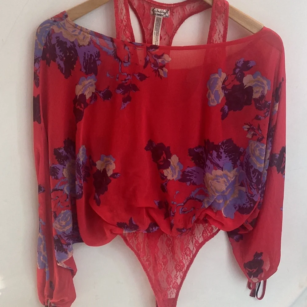 (A56) NEW‎ Free People Chiffon Floral Bodysuit, Size XS, NWOT